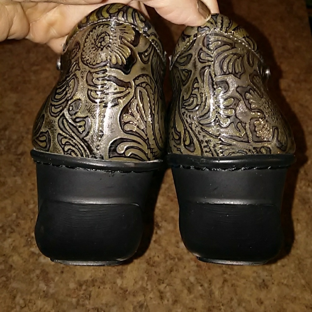 Women's Nurture Shoes - Picture 5 of 8